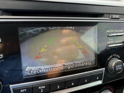 Used 2018 Nissan Altima 2.5 SR FWD image 25