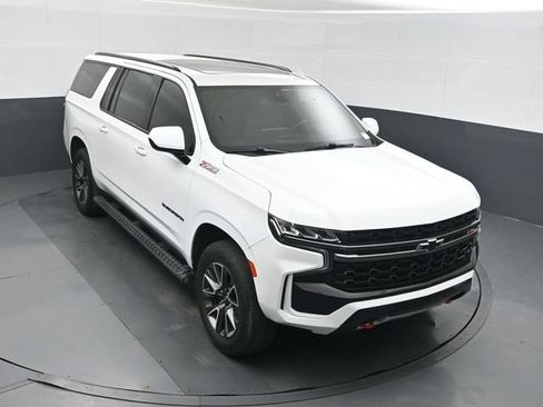 Used 2022 Chevrolet Suburban Z71 image 40