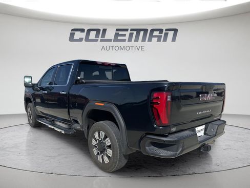 Used 2025 GMC Sierra 2500 Denali w/ Technology Package AWD/4WD image 3