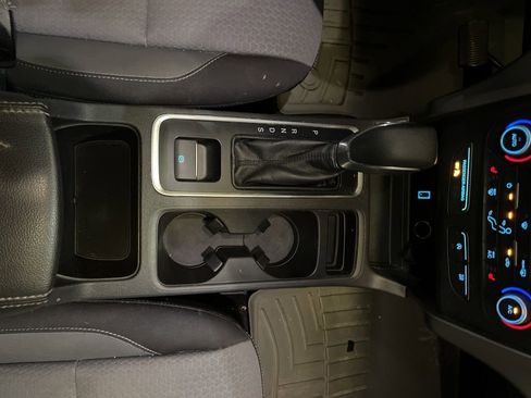 Used 2018 Ford Escape SE w/ SE Sync 3 Package image 28