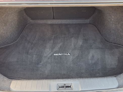 Used 2025 Nissan Sentra SV FWD image 20