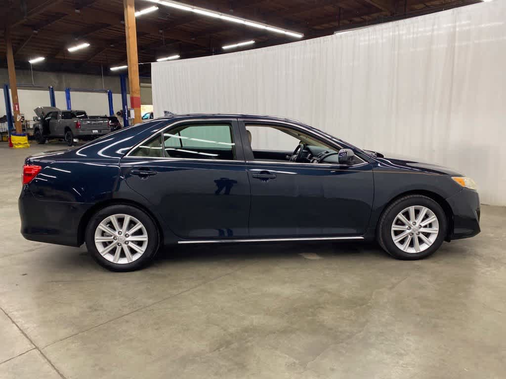 Used 2013 Toyota Camry XLE FWD image 7
