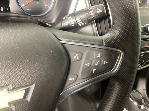 Used 2020 Chevrolet Equinox LS w/ LS Convenience Package image 26