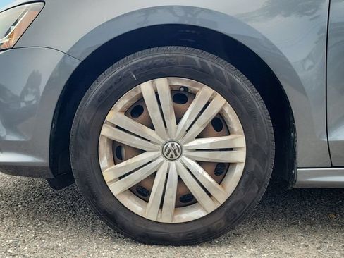 Used 2017 Volkswagen Jetta S FWD image 12