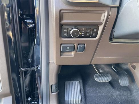 New 2025 Ford F150 King Ranch w/ FX4 Off-Road Package image 15