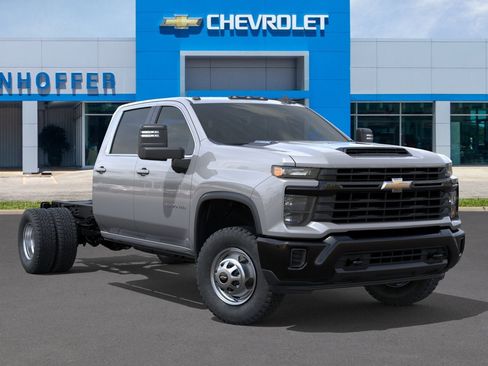 New 2026 Chevrolet Silverado 3500 W/T w/ WT Convenience Package AWD/4WD image 7