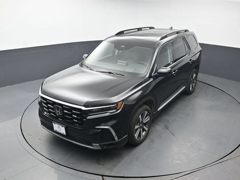 Used 2023 Honda Pilot Elite image 39