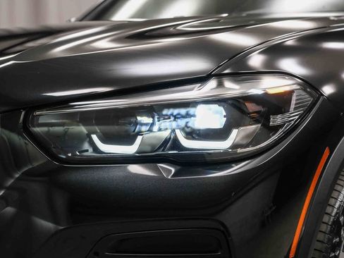 Used 2023 BMW X5 sDrive40i w/ Premium Package image 11