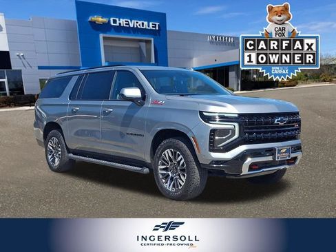 Used 2025 Chevrolet Suburban Z71 AWD/4WD image 1