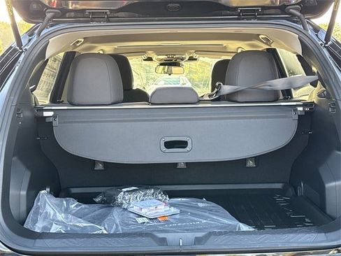 Certified 2025 Subaru Crosstrek 2.0i Premium image 16