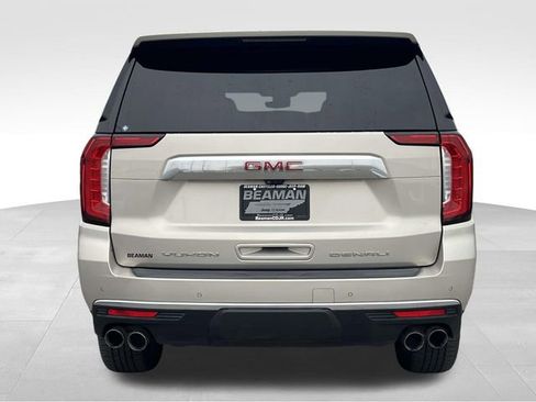 Used 2021 GMC Yukon Denali w/ Denali Premium Package image 6