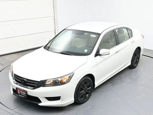 Used 2013 Honda Accord LX image 34