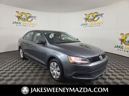Used 2014 Volkswagen Jetta SE image 1