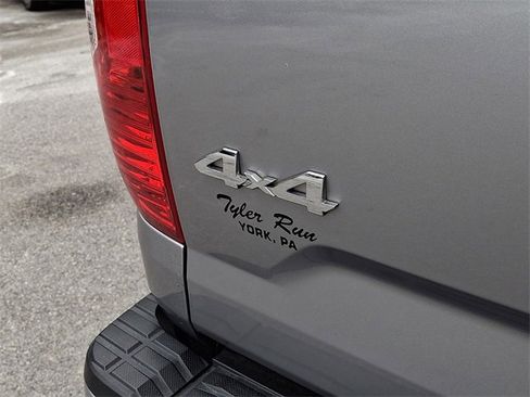 Used 2020 Toyota Tundra SR5 image 32