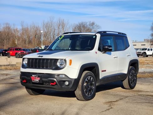 Used 2023 Jeep Renegade Trailhawk image 15