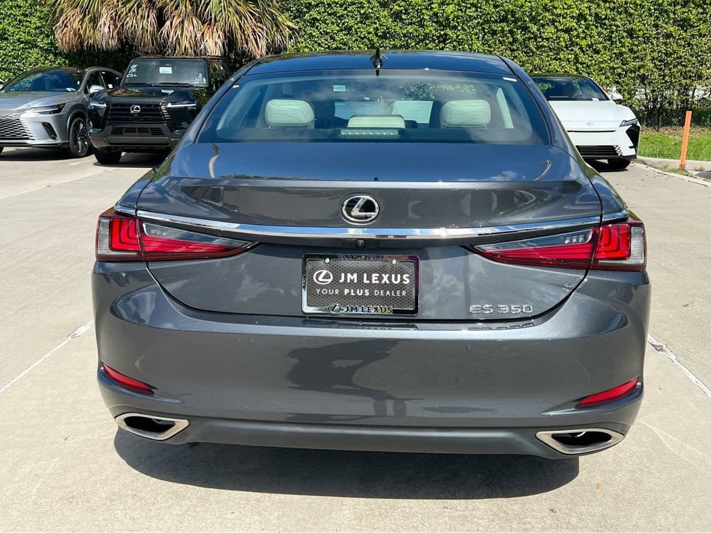 Certified 2024 Lexus ES 350 w/ Technology Package FWD image 6