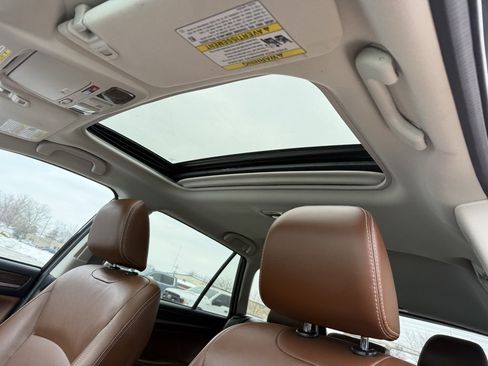 Used 2019 Subaru Outback 3.6R Touring w/ Popular Package #3A image 15