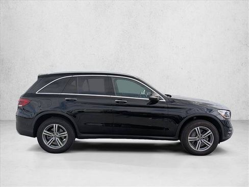 Certified 2022 Mercedes-Benz GLC 300 4MATIC image 4