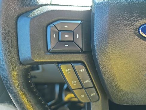 Used 2017 Ford F150 XLT w/ Equipment Group 302A Luxury AWD/4WD image 24