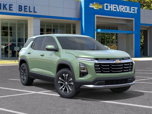 New 2026 Chevrolet Equinox LT w/ Convenience Package II image 8