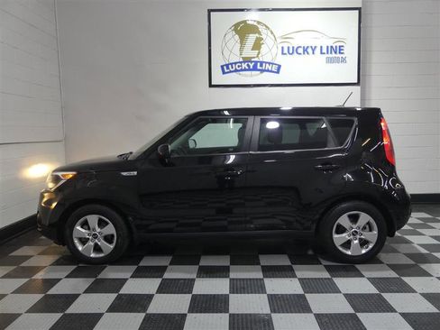 Used 2017 Kia Soul w/ Convenience Package image 7