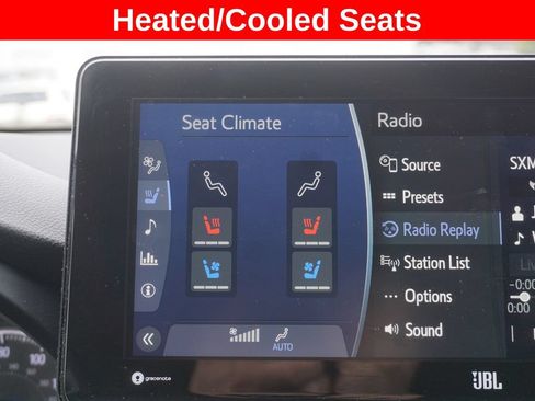 Used 2022 Toyota Venza Limited AWD/4WD image 8