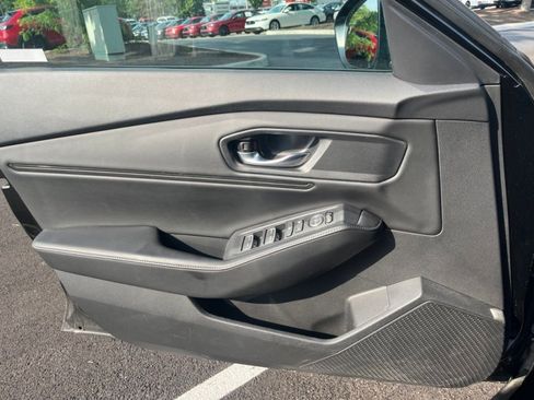 Used 2023 Honda Accord Sport image 10