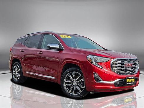 Used 2019 GMC Terrain Denali w/ Advanced Safety Package image 2