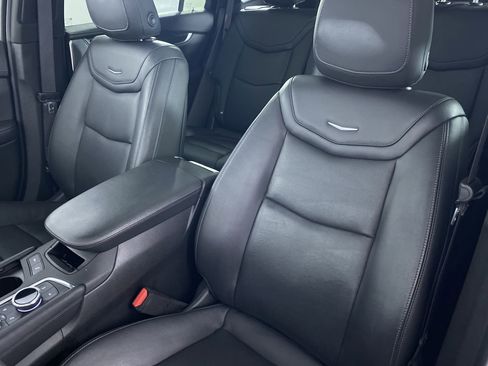 Used 2022 Cadillac XT6 Premium Luxury w/ Technology Package image 21