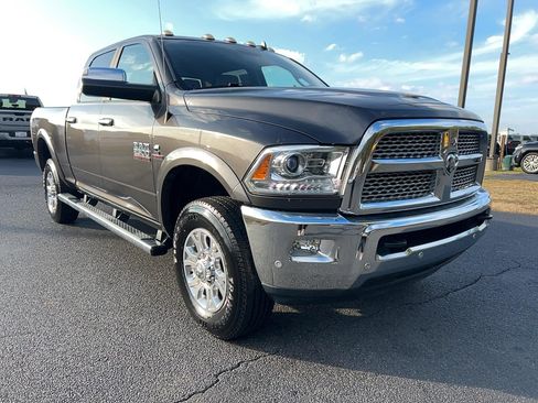 Used 2017 RAM 2500 Laramie image 3