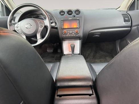 Used 2012 Nissan Altima 3.5 SR w/ Sport Pkg FWD image 10