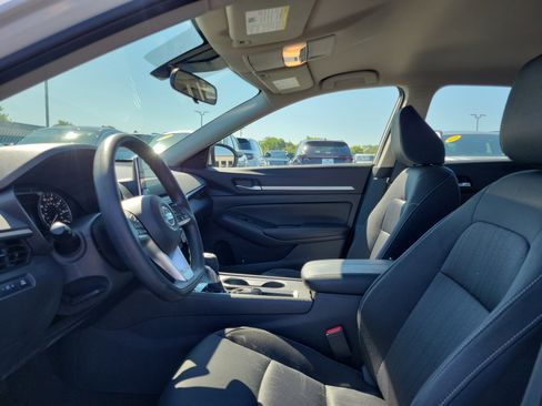 Certified 2022 Nissan Altima 2.5 SV image 15