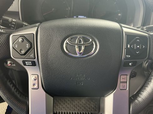 Used 2024 Toyota 4Runner SR5 Premium w/ SR5 Premium Package image 19