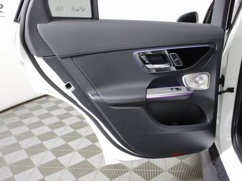 Certified 2025 Mercedes-Benz GLC 300 4MATIC image 28