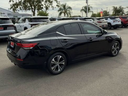 Used 2022 Nissan Sentra SV image 7