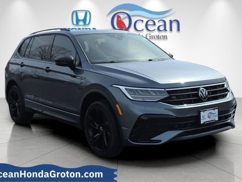 Used 2023 Volkswagen Tiguan SE R-Line image 1