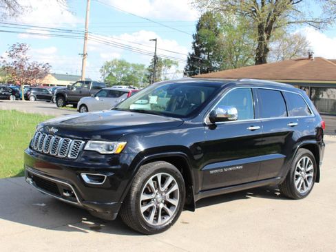 Used 2017 Jeep Grand Cherokee Overland image 5
