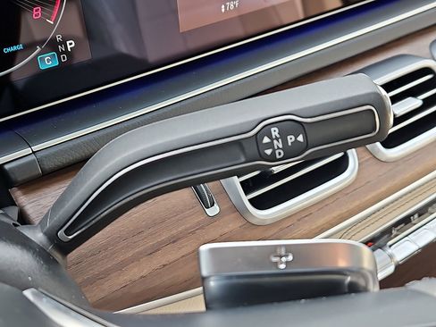 New 2026 Mercedes-Benz GLE 350 4MATIC image 11