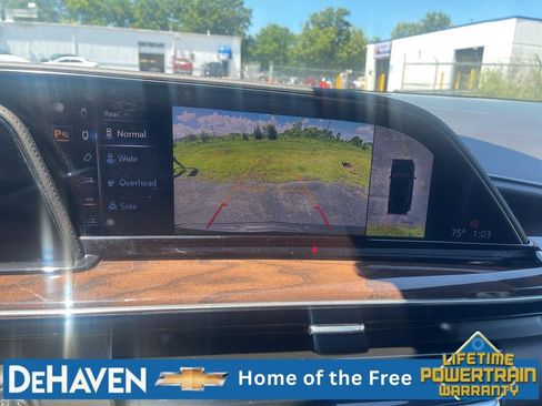 Used 2022 Cadillac Escalade Sport Platinum AWD/4WD image 25
