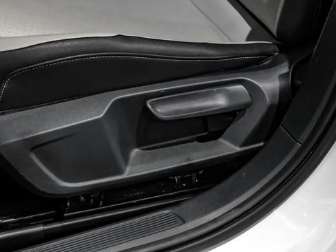 Used 2020 Volkswagen Jetta R-Line w/ R-Line Cold Weather Package FWD image 36