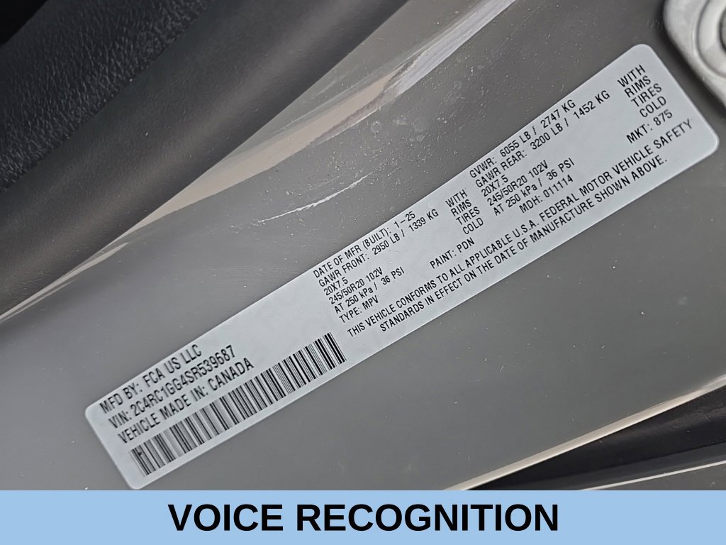 Used 2025 Chrysler Pacifica Limited FWD image 14