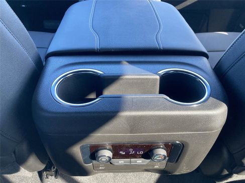 New 2026 Chevrolet Suburban Premier image 26