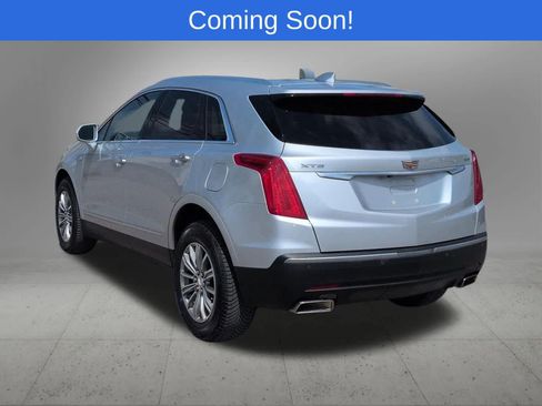 Used 2018 Cadillac XT5 Luxury w/ Driver Awareness Package FWD image 4
