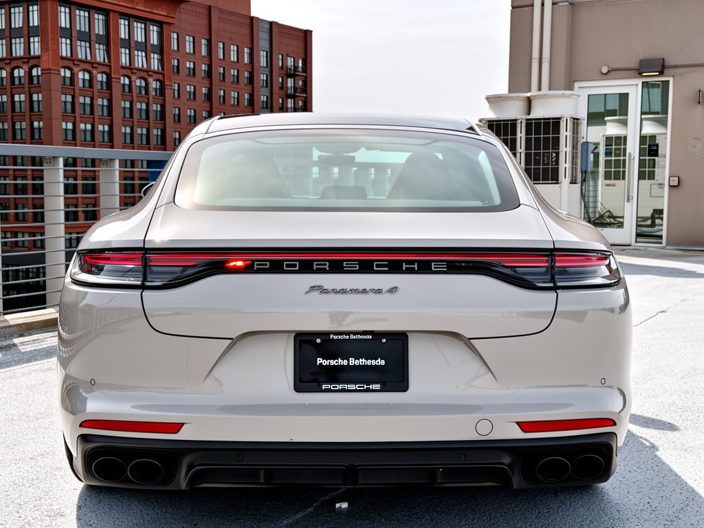 Certified 2023 Porsche Panamera 4 AWD/4WD image 11