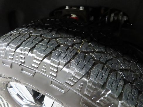 Used 2025 GMC Sierra 2500 Denali w/ Technology Package image 7