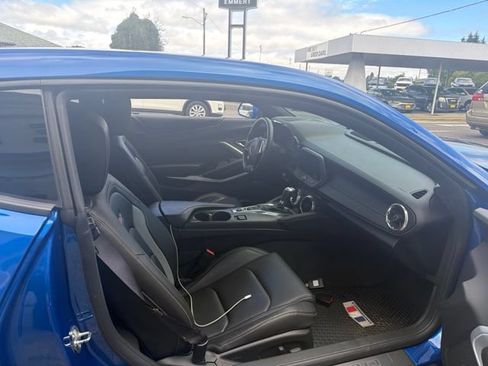Used 2016 Chevrolet Camaro SS RWD image 2