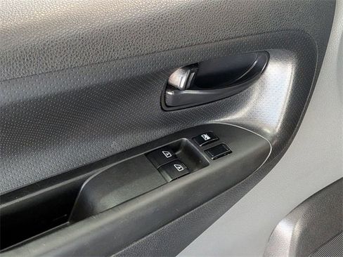 Used 2019 Nissan NV200 SV image 9