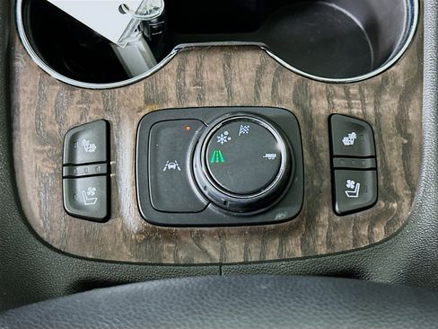 Used 2023 GMC Acadia Denali w/ Denali Ultimate Package FWD image 26
