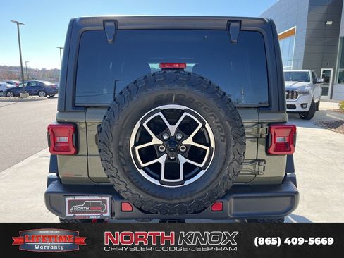 Used 2025 Jeep Wrangler Unlimited Rubicon image 18