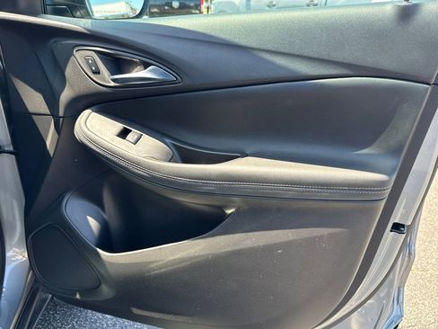 Used 2023 Buick Encore GX Preferred w/ Cold Weather Comfort Package AWD/4WD image 15
